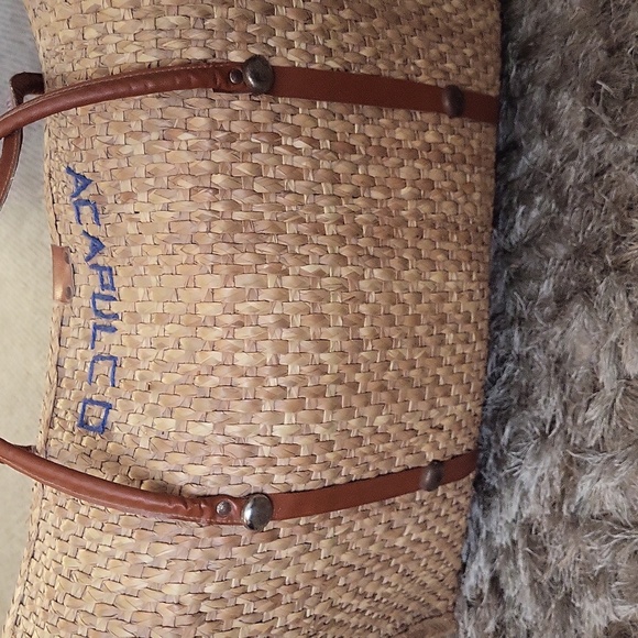 Y2k Woven Straw Bag with Blue Accents - Picture 5 of 9